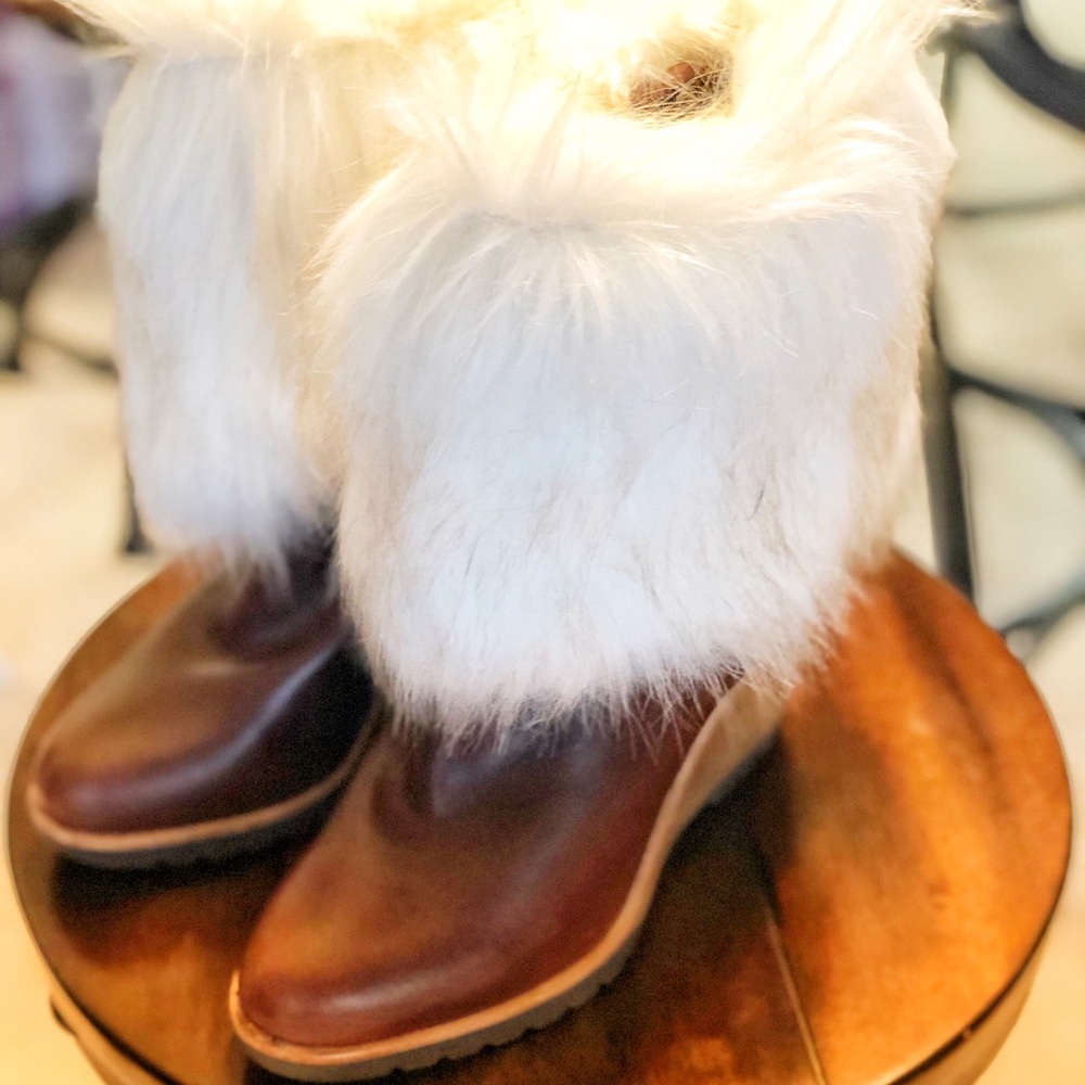 NWT Sorel Women’s Park City short wedge - Picture 2 of 8